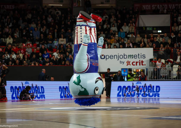 Gli Harlem Globetrotter incantano Varese