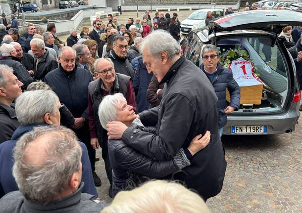 Il funerale di Sandro Galleani a Gazzada Schianno