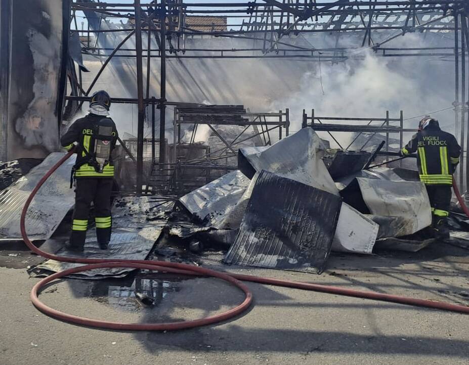Incendio alla Perfetti di Lainate