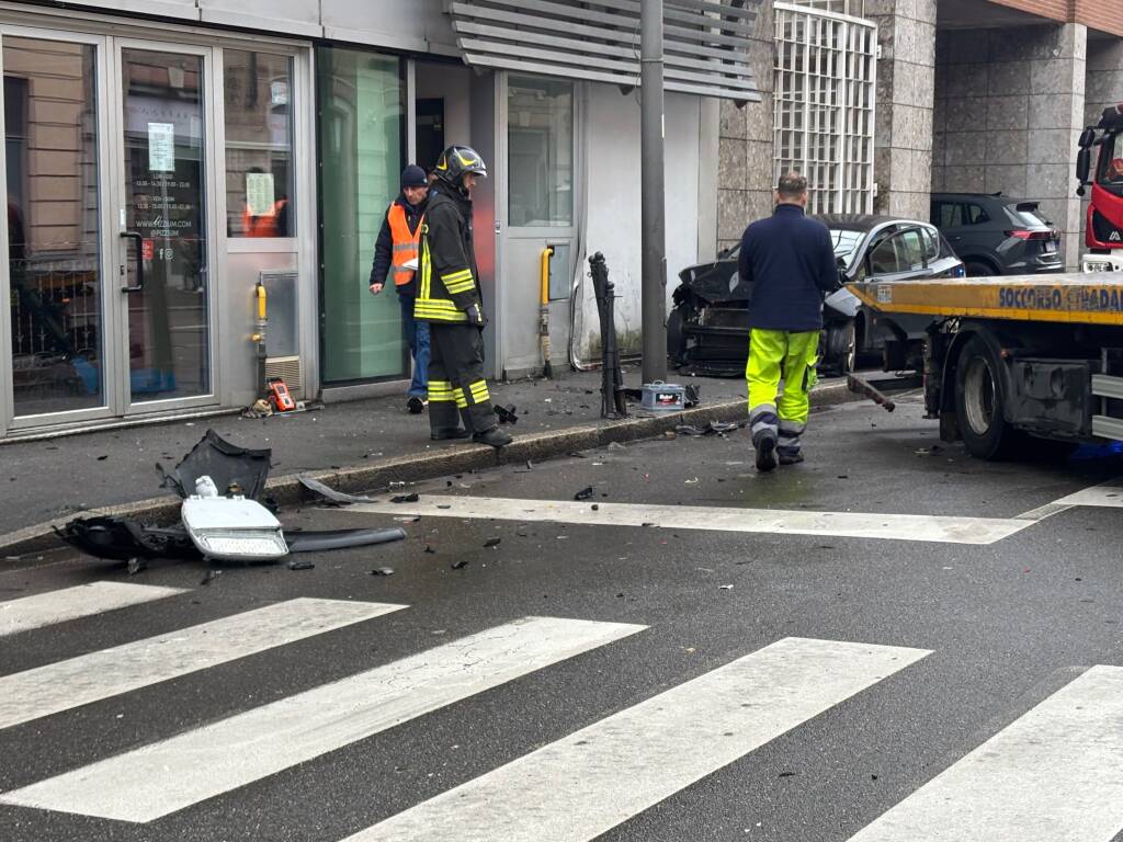 Incidente in Corso Sempione a Gallarate