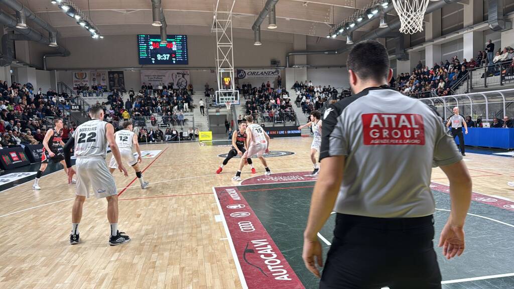 La sfida tra Fulgor Omegna e Legnano Basket 