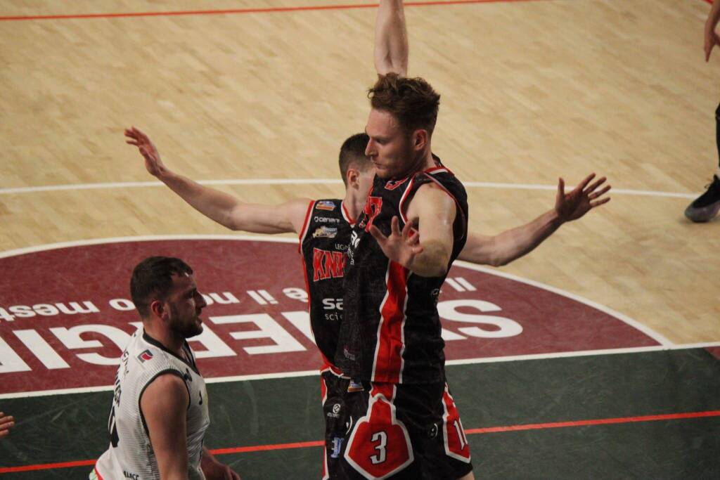 Omegna - Legnano Basket a cura di Andrea Bernasconi