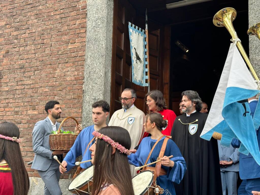 Cerimonia d'investitura della reggenza, contrada Sant'Erasmo