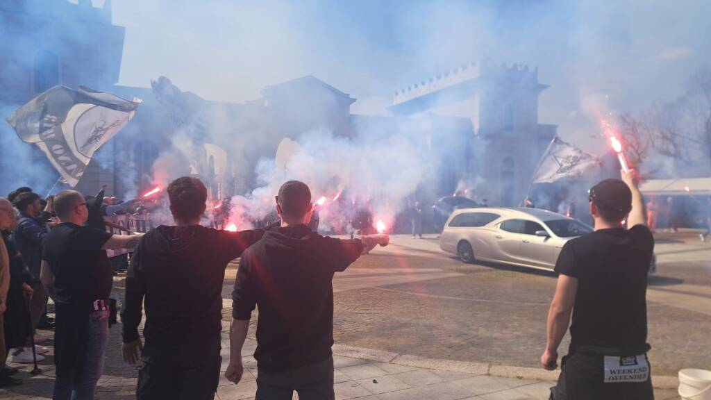 Funerale Corrado Colombo tifoso Legnano calcio