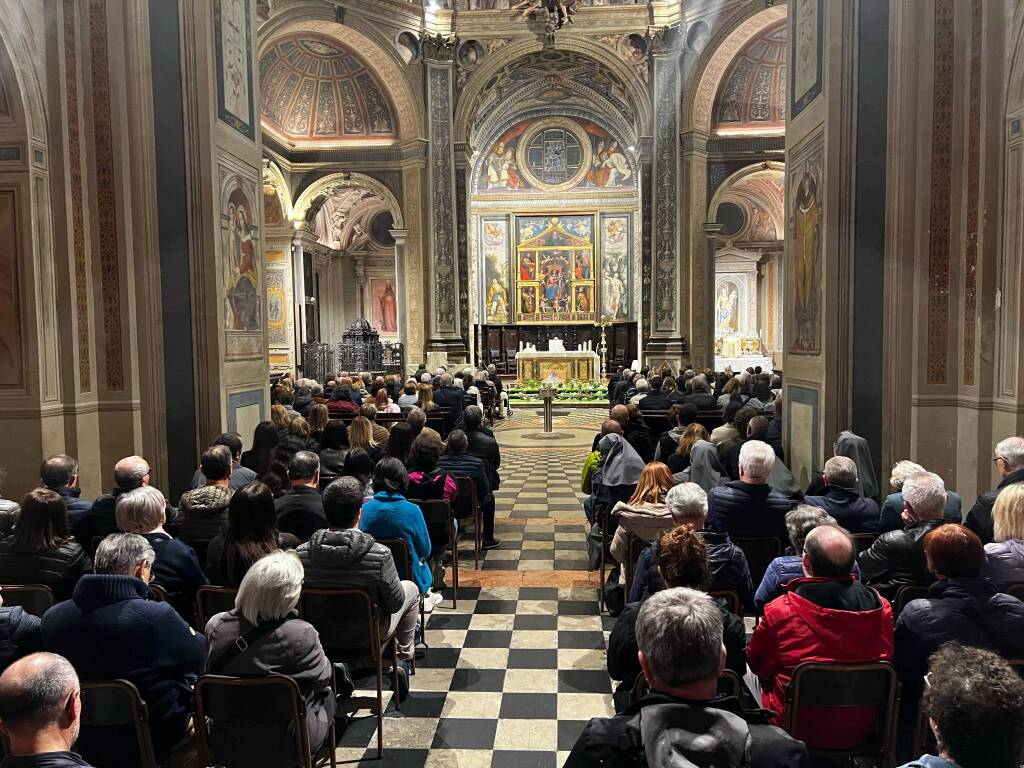 La Chiesa di Legnano in Basilica per la recita del Rosario