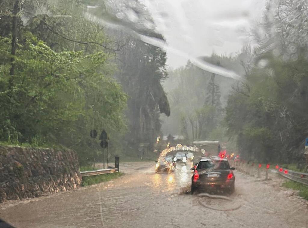 Maltempo 23 aprile 2025 - Frane in Valganna