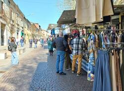 mercato gavirate
