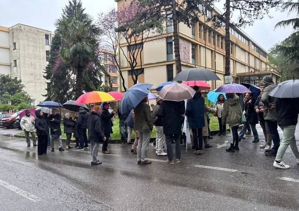 Presidio Movimento 5 stelle al Daverio Casula Nervi