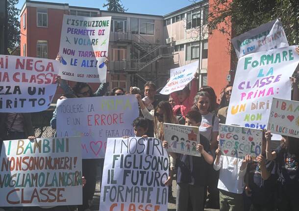 sit in scuola foscolo